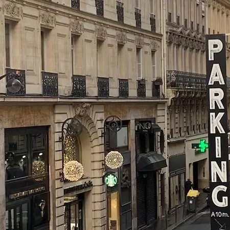 Apartamento In The Heart Of The Champs Elysees With Balcony Paris